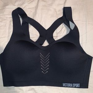 Black Sports Bra